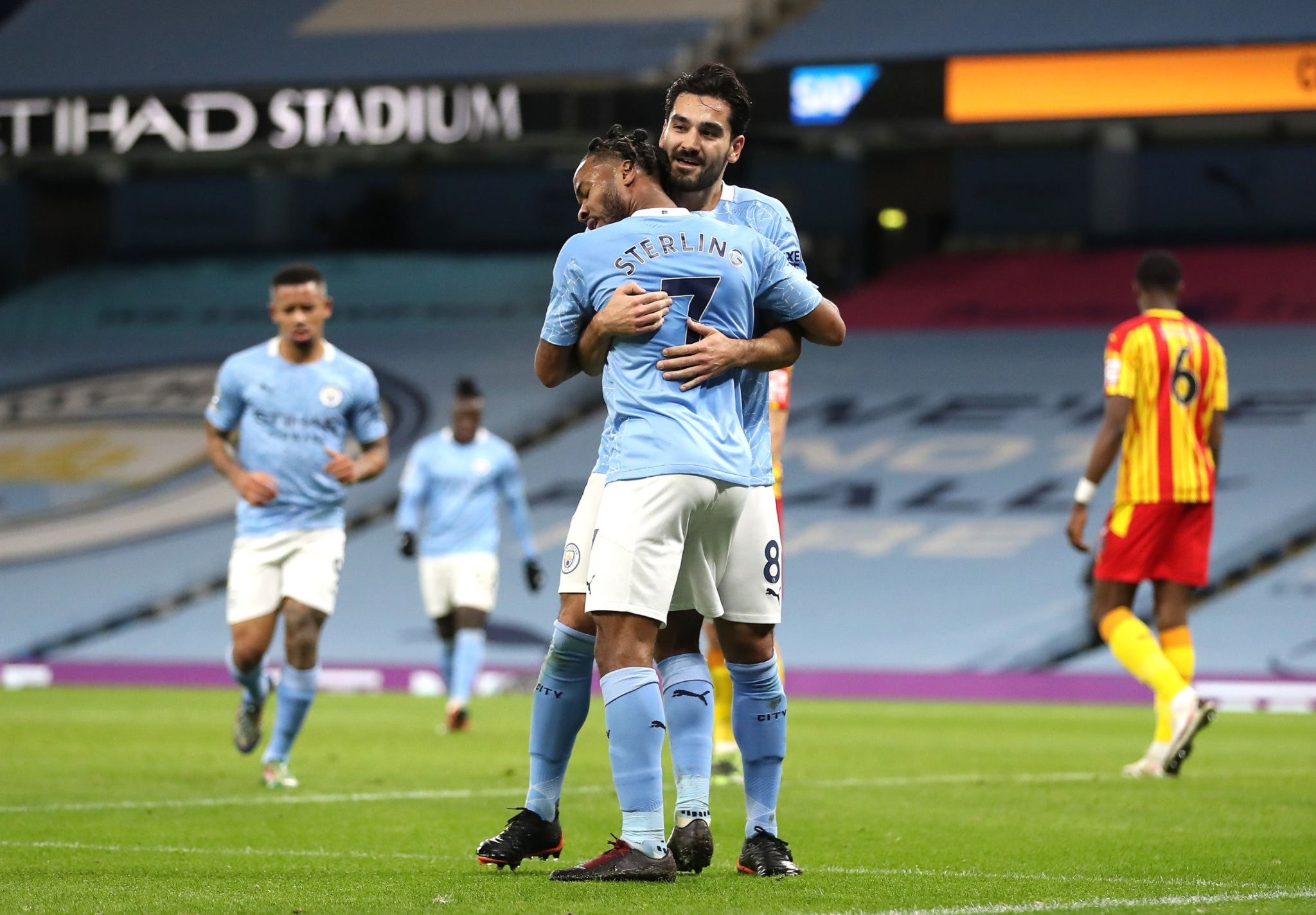 赛道上奔跑 赛道上奔跑